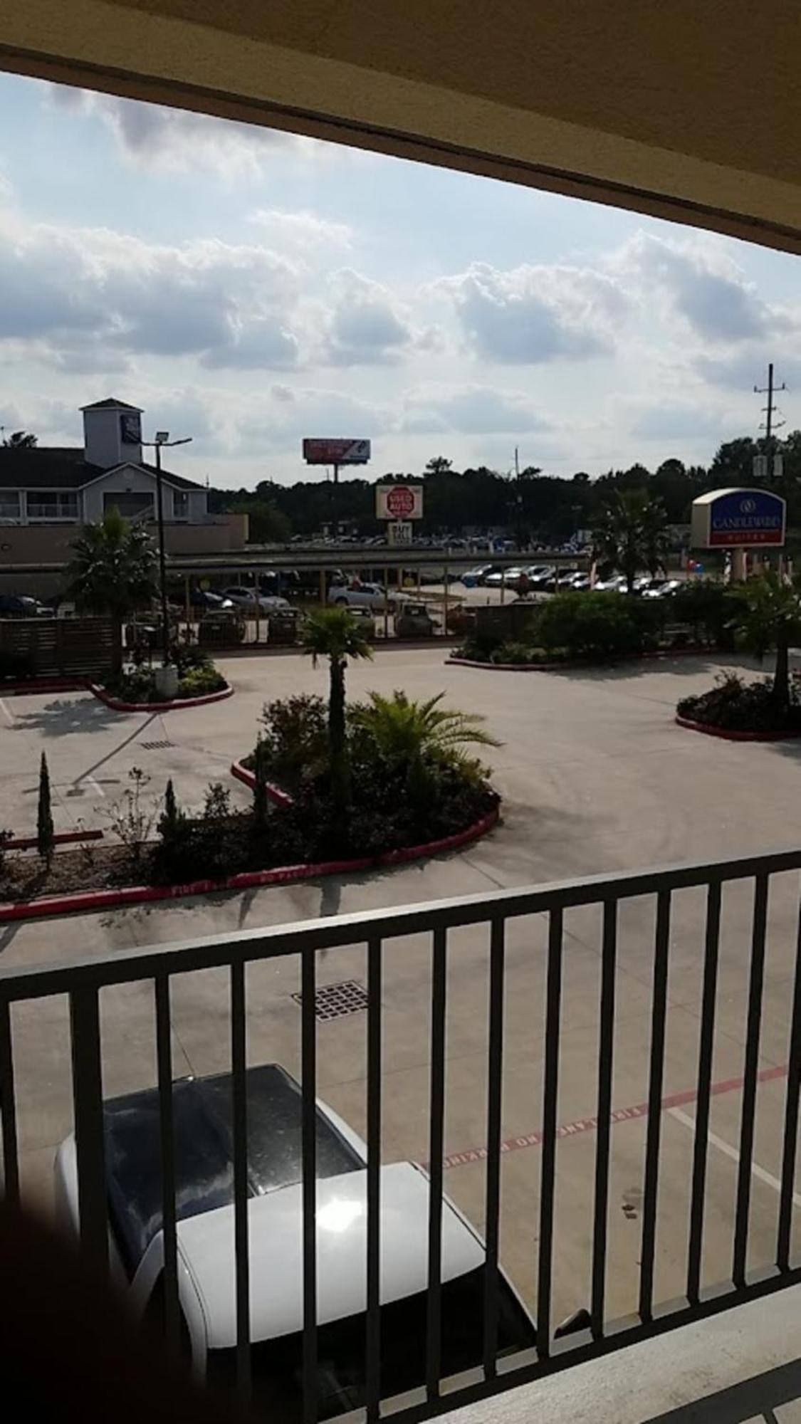 Motel 6 Houston, Tx - Willowbrook Mall Exterior photo